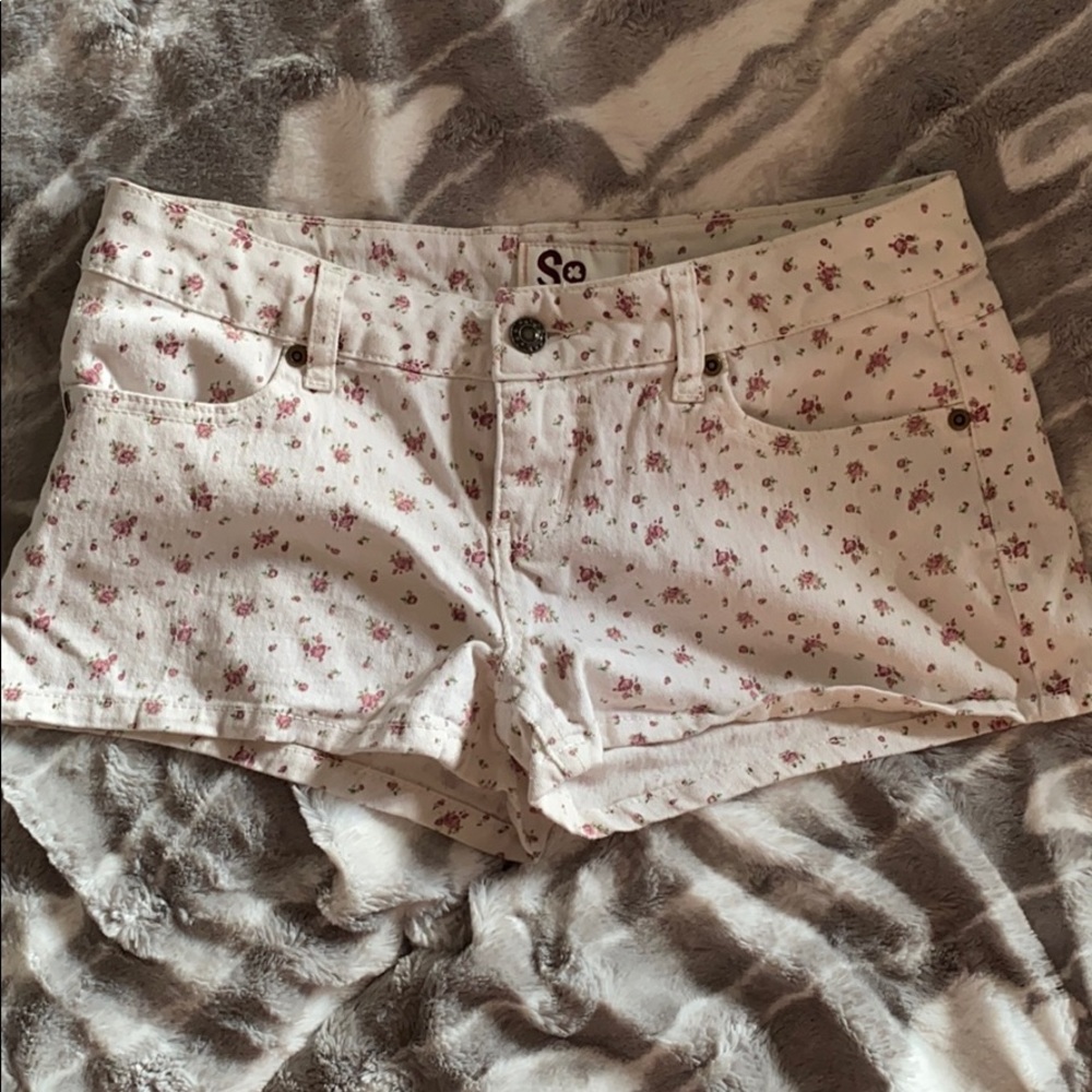 Rose white Jean Shorts